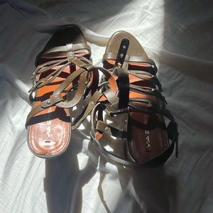 Cute comfortable heels!